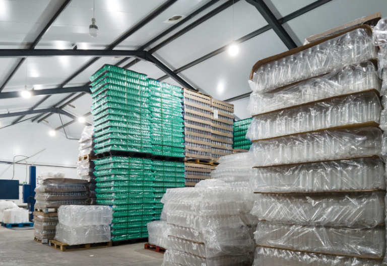 Space-Efficient-Storage-HDPE-Containers-for-Warehousing-and-Logistics